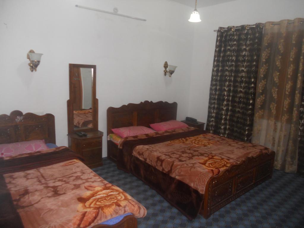Hotel Royale Jannat Srīnagar Habitación foto