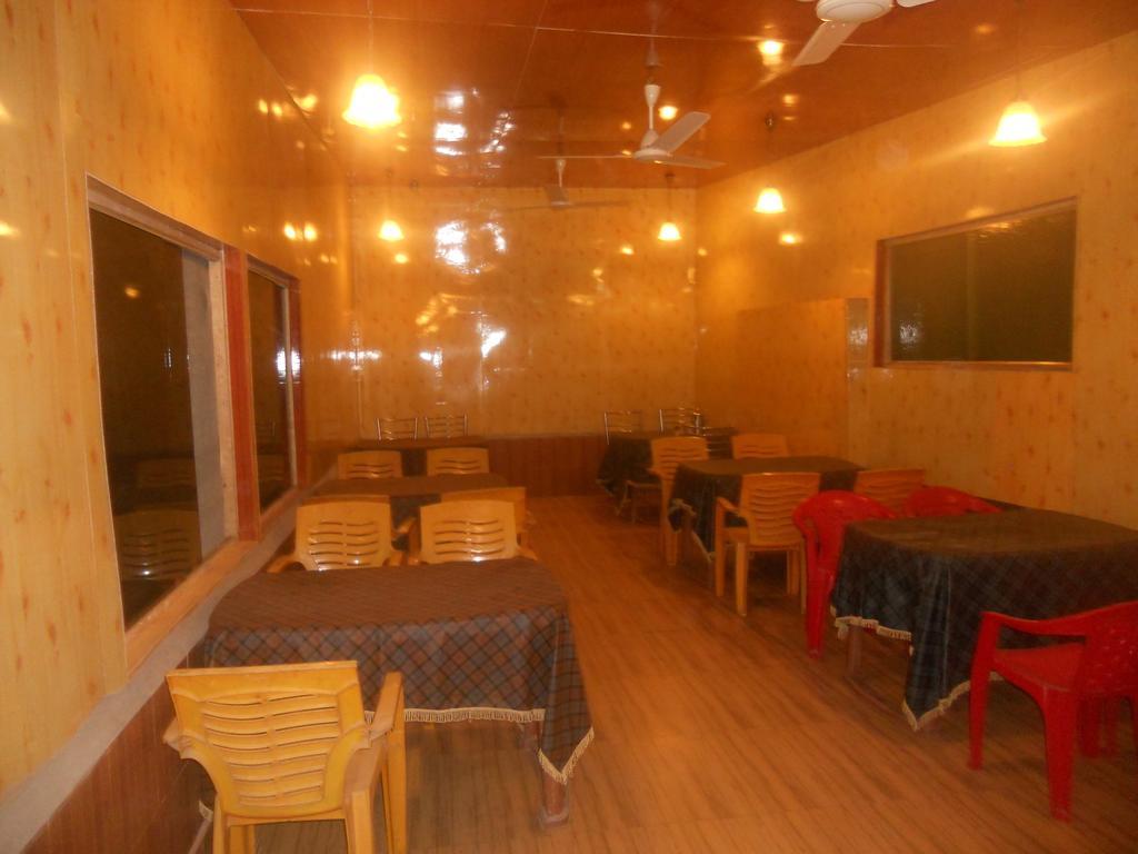 Hotel Royale Jannat Srīnagar Exterior foto